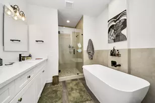 3905 Pinemont Dr, Houston, TX 77018 - Photo 31