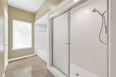13702 Barons Bridge Drive, Houston, TX 77069 - Photo 29