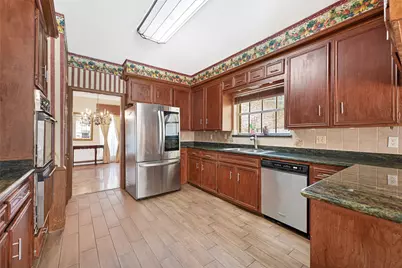 13702 Barons Bridge Drive, Houston, TX 77069 - Photo 17