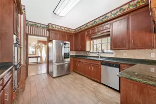 13702 Barons Bridge Dr, Houston, TX 77069 - Photo 17
