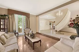 13702 Barons Bridge Dr, Houston, TX 77069 - Photo 7