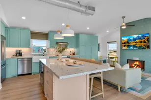 3913 11 Mile Rd, Galveston, TX 77554 - Photo 11