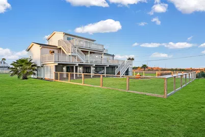 3913 11 Mile Road, Galveston, TX 77554 - Photo 33