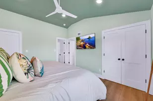 3913 11 Mile Rd, Galveston, TX 77554 - Photo 21