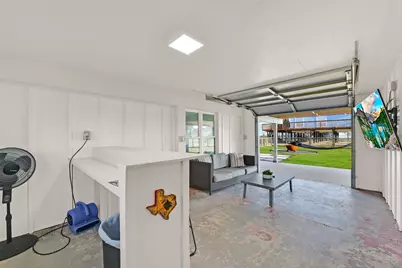 3913 11 Mile Road, Galveston, TX 77554 - Photo 29