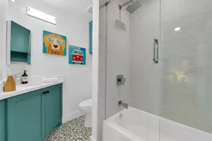 3913 11 Mile Rd, Galveston, TX 77554 - Photo 19