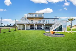 3913 11 Mile Rd, Galveston, TX 77554 - Photo 1