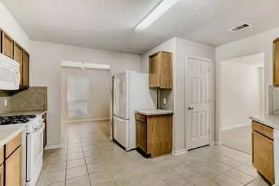 16870 Blackberry Lily Lane, Conroe, TX 77385 - Photo 7