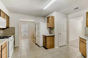 16870 Blackberry Lily Ln, Conroe, TX 77385 - Photo 7