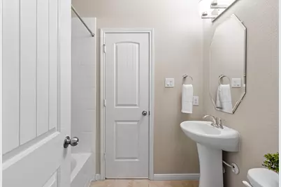 9418 McDowell Dr, Richmond, TX 77469 - Photo 11