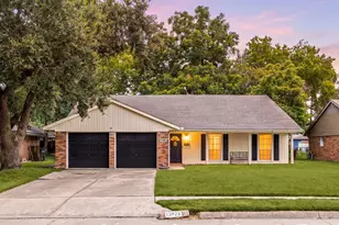 13923 Amble Ln, Houston, TX 77085 - Photo 1