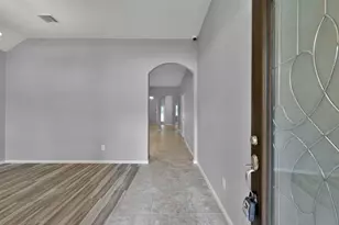 2407 Garden Shadow Dr, Conroe, TX 77384 - Photo 3