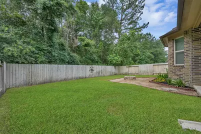 2407 Garden Shadow Drive, Conroe, TX 77384 - Photo 23