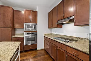 505 Jackson Hill St, Houston, TX 77007 - Photo 1