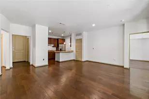 505 Jackson Hill St, Houston, TX 77007 - Photo 5