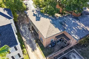 1820 Binz St, Houston, TX 77004 - Photo 9