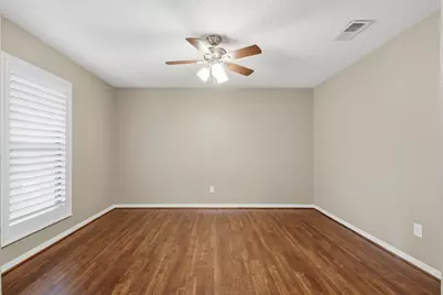5306 Dana Leigh Drive, Houston, TX 77066 - Photo 11
