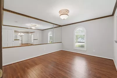 5306 Dana Leigh Drive, Houston, TX 77066 - Photo 9