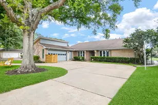 2106 Glenn Lakes Ln, Missouri City, TX 77459 - Photo 1