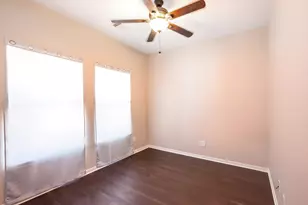 2101 Sealy St, Galveston, TX 77550 - Photo 29