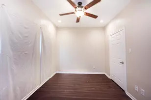 2101 Sealy St, Galveston, TX 77550 - Photo 15