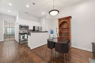 118 McGowen St, Houston, TX 77006 - Photo 9