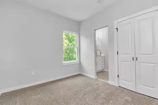 4622 Clover St, Houston, TX 77051 - Photo 9