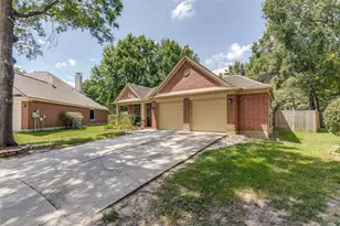 12702 Wolf Creek Ct, Humble, TX 77346 - Photo 3