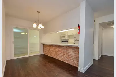 8810 Ilona Lane #4, Houston, TX 77025 - Photo 9