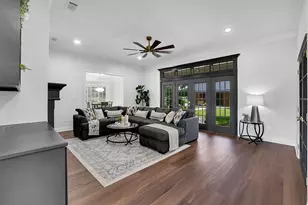 15415 Skyhawk Ln, Beach City, TX 77523 - Photo 5