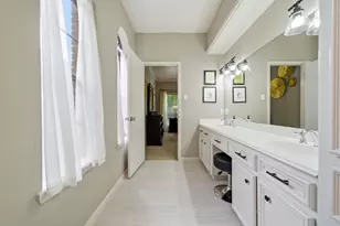 7222 Birchtree Forest Dr, Houston, TX 77088 - Photo 23