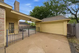 7222 Birchtree Forest Dr, Houston, TX 77088 - Photo 35