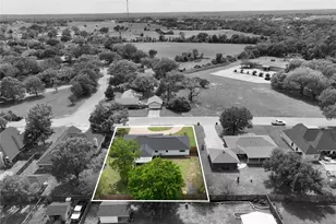 207 Briar Ridge Dr, Bellville, TX 77418 - Photo 35