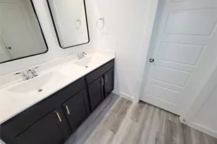 3225 Creston Gate Dr, Houston, TX 77047 - Photo 31