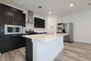 3225 Creston Gate Dr, Houston, TX 77047 - Photo 1