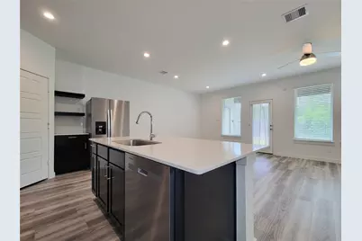 3225 Creston Gate Drive, Houston, TX 77047 - Photo 11