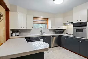 4526 S Ave S, Galveston, TX 77551 - Photo 9