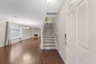 17502 S Summit Canyon Dr, Houston, TX 77095 - Photo 3