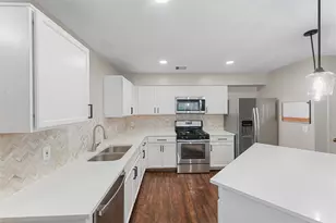 17502 S Summit Canyon Dr, Houston, TX 77095 - Photo 9