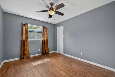 2719 Flintrock Circle, Houston, TX 77067 - Photo 13