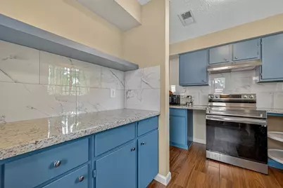 2719 Flintrock Circle, Houston, TX 77067 - Photo 7