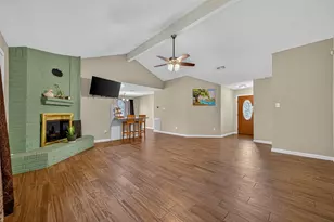 2719 Flintrock Cir, Houston, TX 77067 - Photo 1