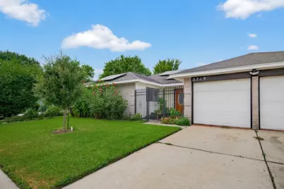 2719 Flintrock Circle, Houston, TX 77067 - Photo 21