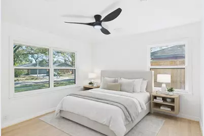 10818 Oasis Drive, Houston, TX 77096 - Photo 23