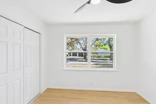 10818 Oasis Dr, Houston, TX 77096 - Photo 25