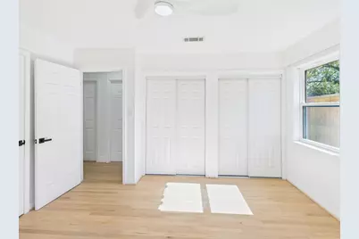 10818 Oasis Drive, Houston, TX 77096 - Photo 27