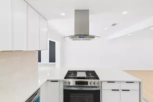 10818 Oasis Dr, Houston, TX 77096 - Photo 9