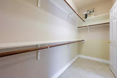 13922 Abbey Lane, Sugar Land, TX 77498 - Photo 27