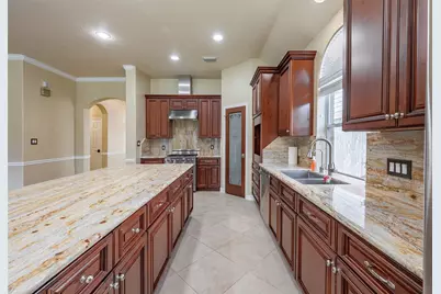 13922 Abbey Lane, Sugar Land, TX 77498 - Photo 13
