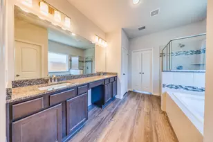 1704 Cindy Ln, Conroe, TX 77304 - Photo 31